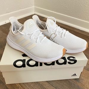 NEW IN BOX!! Adidas Cloudfoam Pure/Cloud White